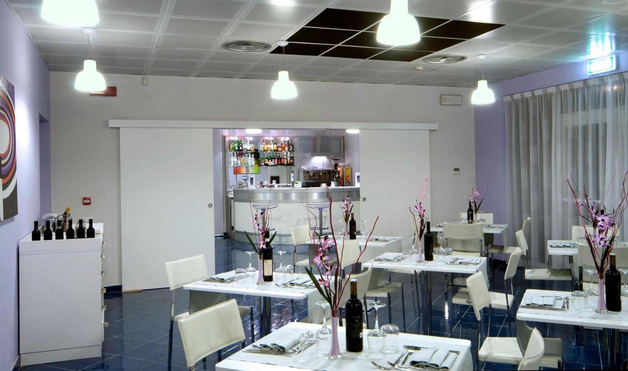 Aurea Hotel Tortoreto Bagian luar foto